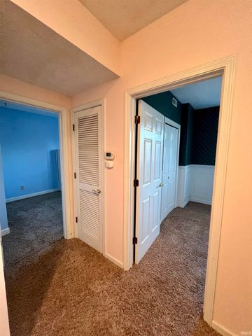 9531 S Harbour Pointe Drive, Bloomington, IN 47401