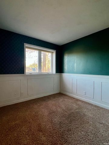 9531 S Harbour Pointe Drive, Bloomington, IN 47401