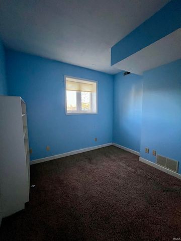 9531 S Harbour Pointe Drive, Bloomington, IN 47401