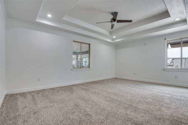 568 W Hammond Street, Lancaster, TX 75146