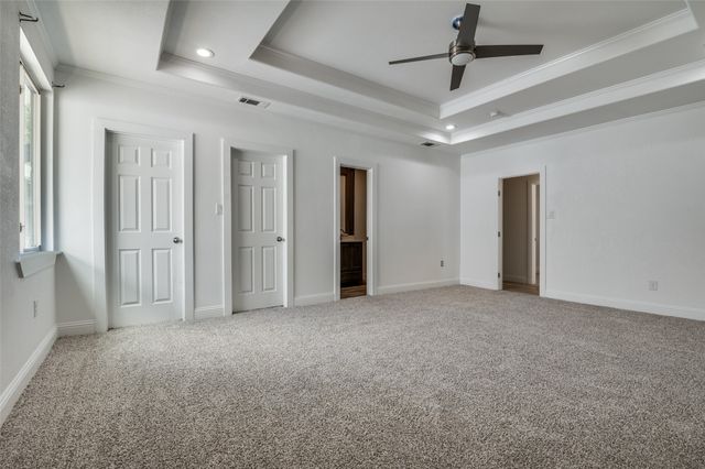 568 W Hammond Street, Lancaster, TX 75146