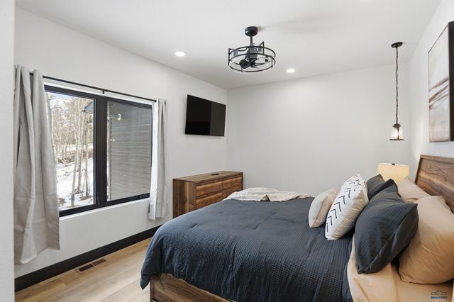 11250 OVERLOOK PASS, Lead, SD 57754