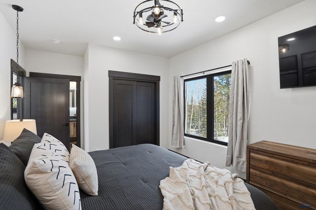 11250 OVERLOOK PASS, Lead, SD 57754