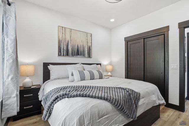 11250 OVERLOOK PASS, Lead, SD 57754