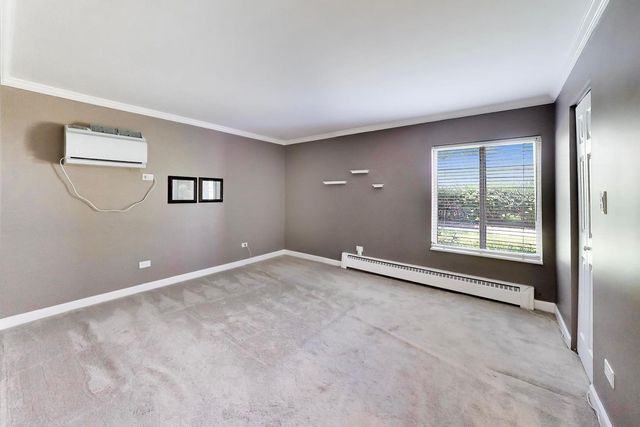 906 W Alleghany Drive 1B, Arlington Heights, IL 60004