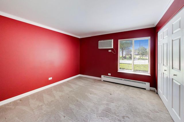 906 W Alleghany Drive 1B, Arlington Heights, IL 60004