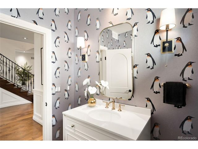2534 S Saint Paul St, Denver, CO 80210