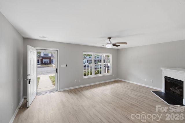 7709 Petrea Lane, Charlotte, NC 28227