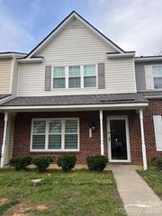 7709 Petrea Lane, Charlotte, NC 28227