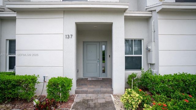 137 NE 3rd Ct, Florida City, FL 33034