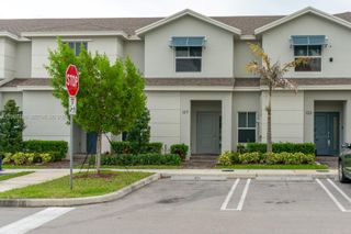 137 NE 3rd Ct, Florida City, FL 33034