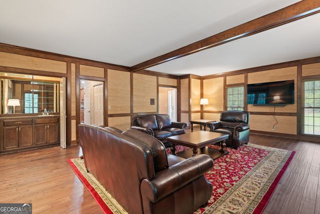 139 River Knoll, Macon, GA 31211