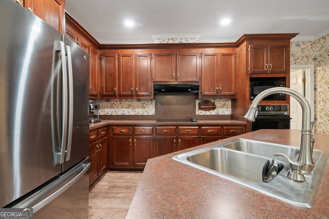 139 River Knoll, Macon, GA 31211