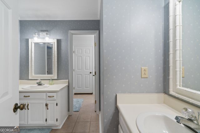 139 River Knoll, Macon, GA 31211