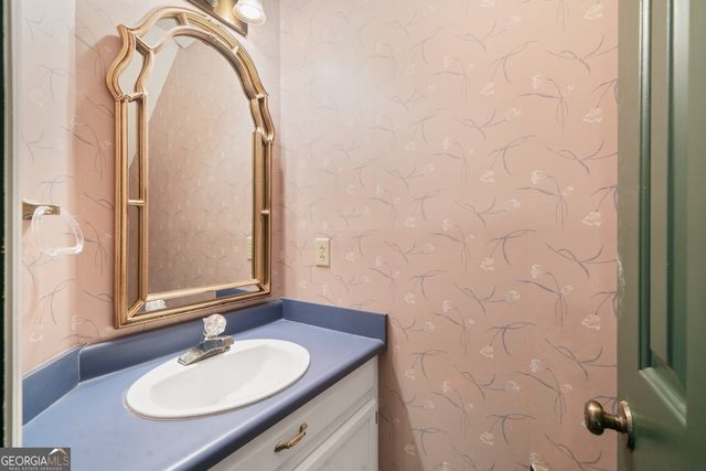 139 River Knoll, Macon, GA 31211