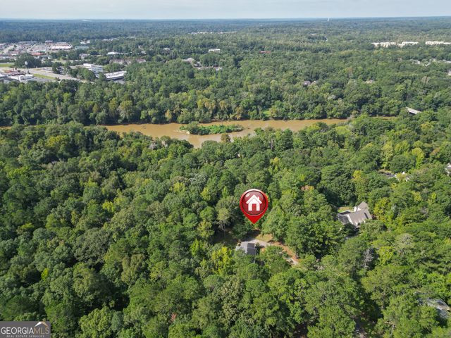 139 River Knoll, Macon, GA 31211