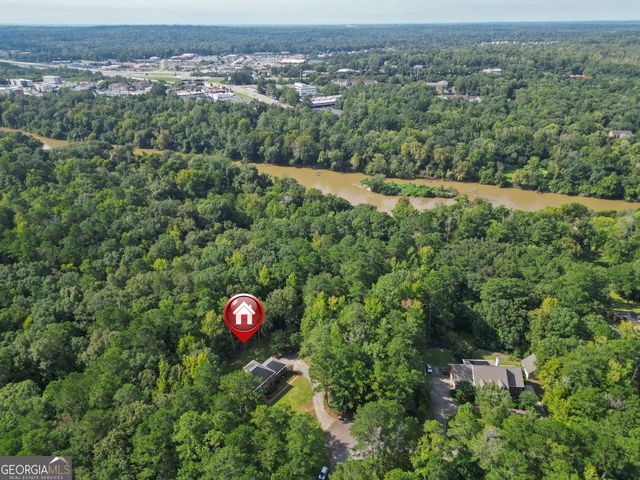 139 River Knoll, Macon, GA 31211