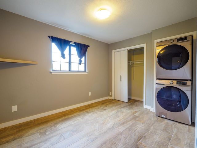 2302 East Side DR 28, Austin, TX 78704