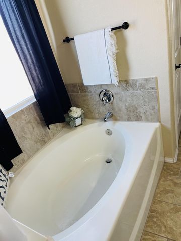 12336 Chelmsford Avenue, El Paso, TX 79928