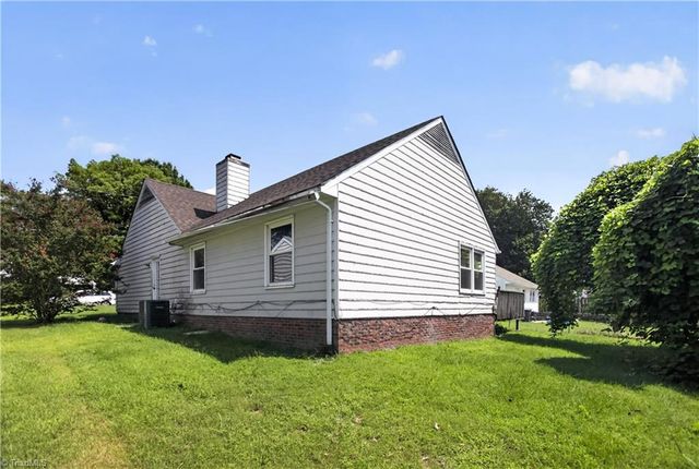 2606 Vestal Street, Greensboro, NC 27406