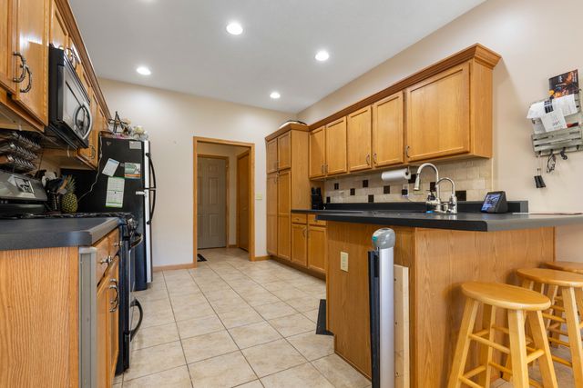 1512 Boulder Creek Court 1, Rockford, IL 61108