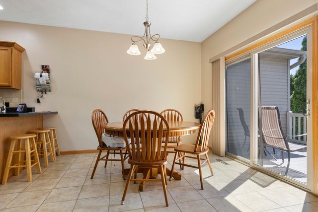 1512 Boulder Creek Court 1, Rockford, IL 61108