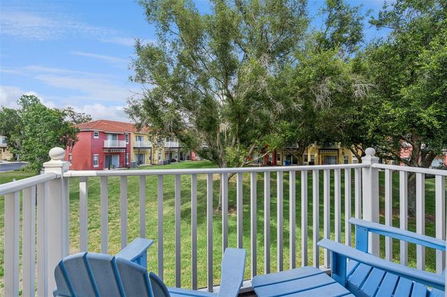 8498 CRYSTAL COVE LOOP, Kissimmee, FL 34747