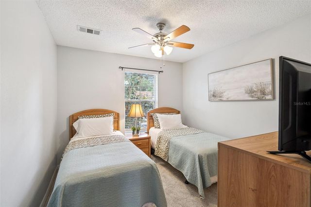 8498 CRYSTAL COVE LOOP, Kissimmee, FL 34747
