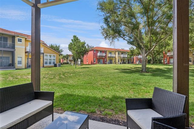 8498 CRYSTAL COVE LOOP, Kissimmee, FL 34747