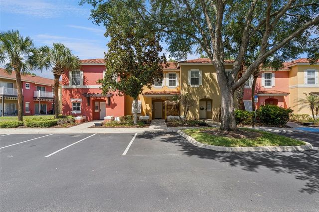 8498 CRYSTAL COVE LOOP, Kissimmee, FL 34747