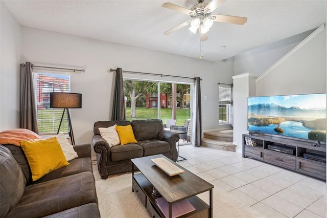 8498 CRYSTAL COVE LOOP, Kissimmee, FL 34747
