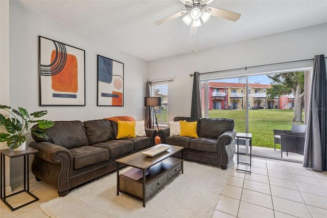 8498 CRYSTAL COVE LOOP, Kissimmee, FL 34747