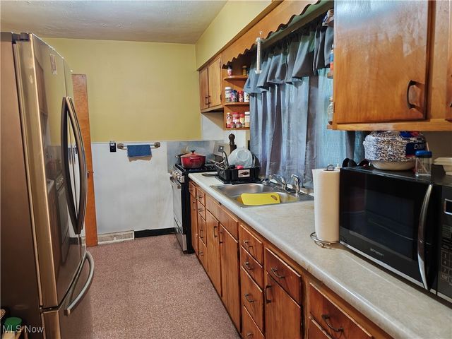 5611 Poplar Avenue, Ashtabula, OH 44004