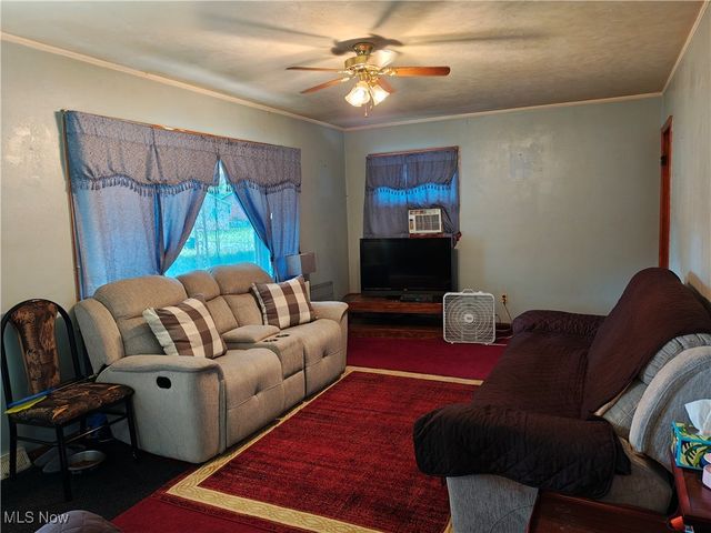 5611 Poplar Avenue, Ashtabula, OH 44004