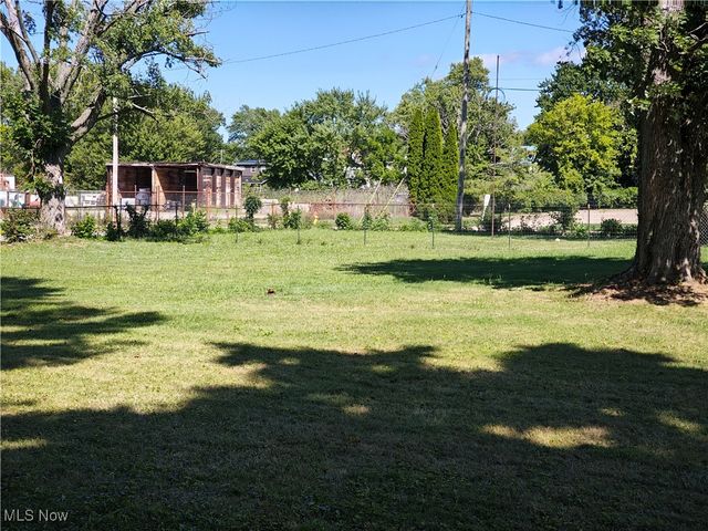 5611 Poplar Avenue, Ashtabula, OH 44004