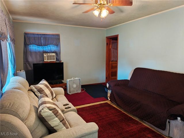 5611 Poplar Avenue, Ashtabula, OH 44004