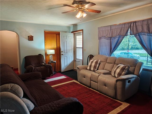 5611 Poplar Avenue, Ashtabula, OH 44004