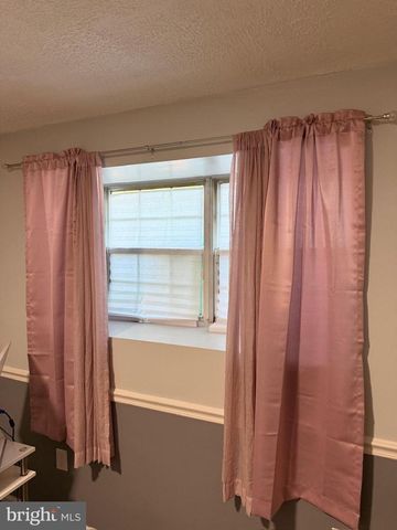 3530 WOOD CREEK DR, Suitland, MD 20746
