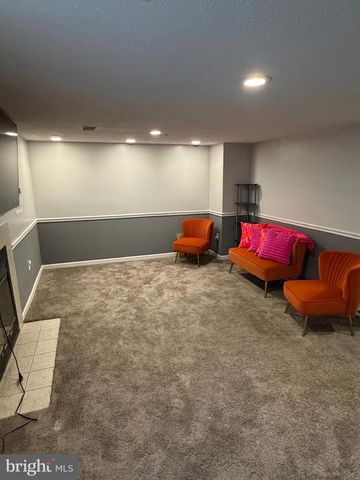 3530 WOOD CREEK DR, Suitland, MD 20746