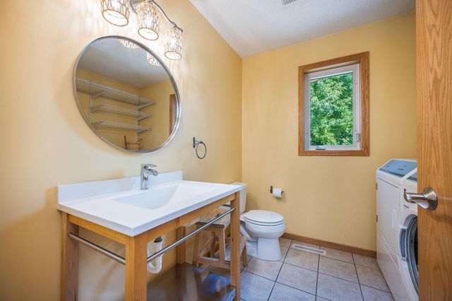 47 Eagle Ridge Trail, North Mankato, MN 56003