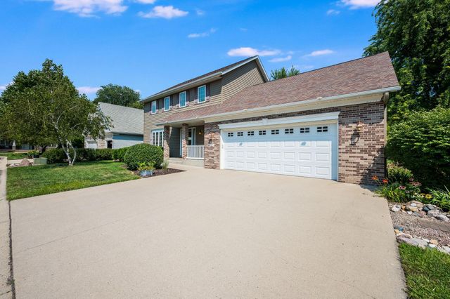 47 Eagle Ridge Trail, North Mankato, MN 56003