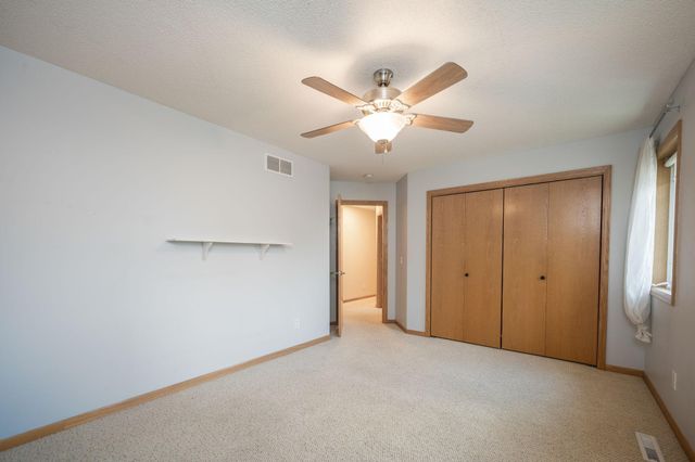 47 Eagle Ridge Trail, North Mankato, MN 56003