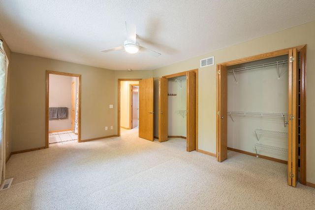47 Eagle Ridge Trail, North Mankato, MN 56003