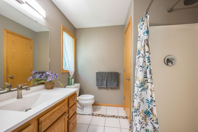 47 Eagle Ridge Trail, North Mankato, MN 56003
