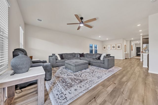 2360 Aspen Hill Drive, Forney, TX 75126