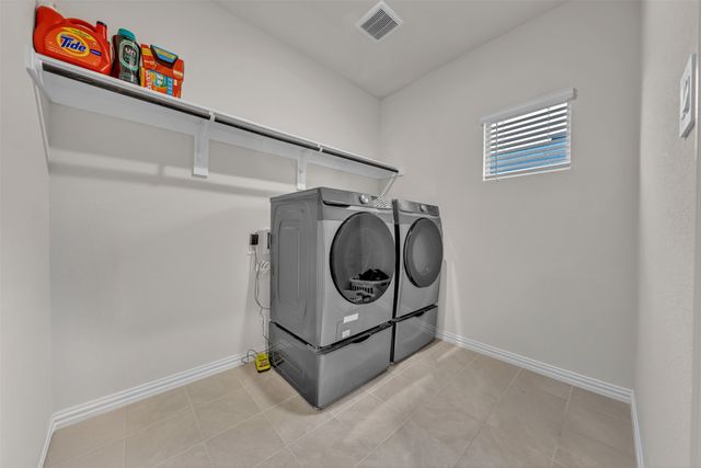 2360 Aspen Hill Drive, Forney, TX 75126