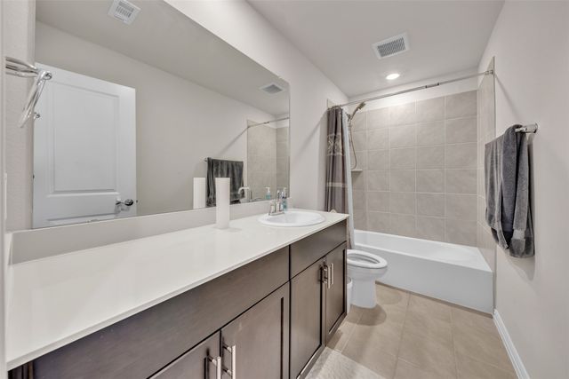 2360 Aspen Hill Drive, Forney, TX 75126