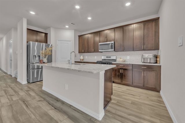 2360 Aspen Hill Drive, Forney, TX 75126