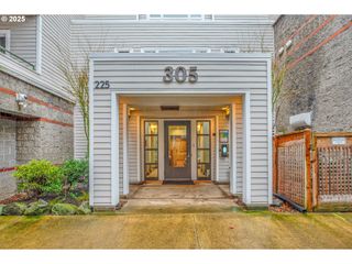 305 S MONTGOMERY St 508/507, Portland, OR 97201