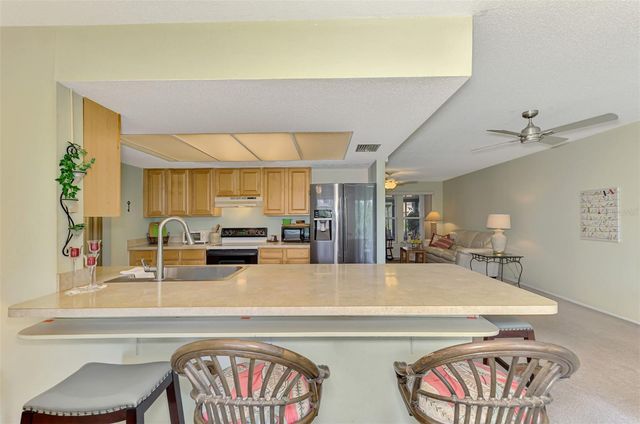 581 CROCUS ROAD, Venice, FL 34293